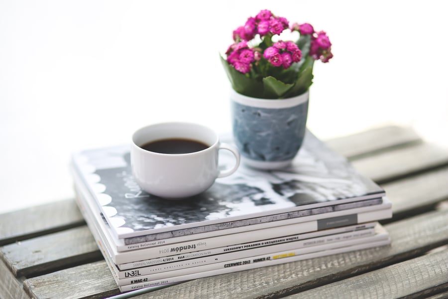 stack-of-newspapers-6073